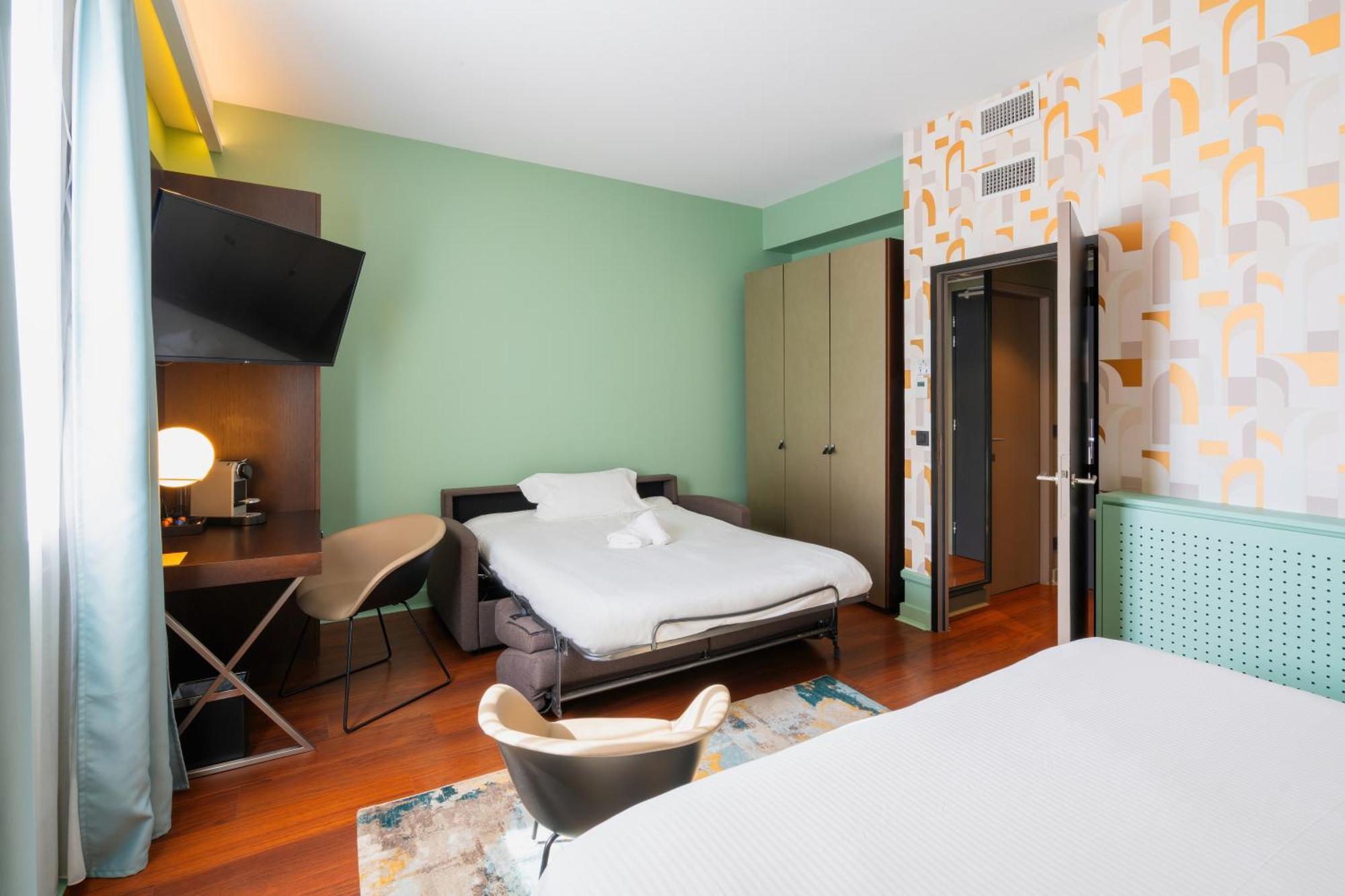 Le Splendid D'annecy - Handwritten Collection 4*