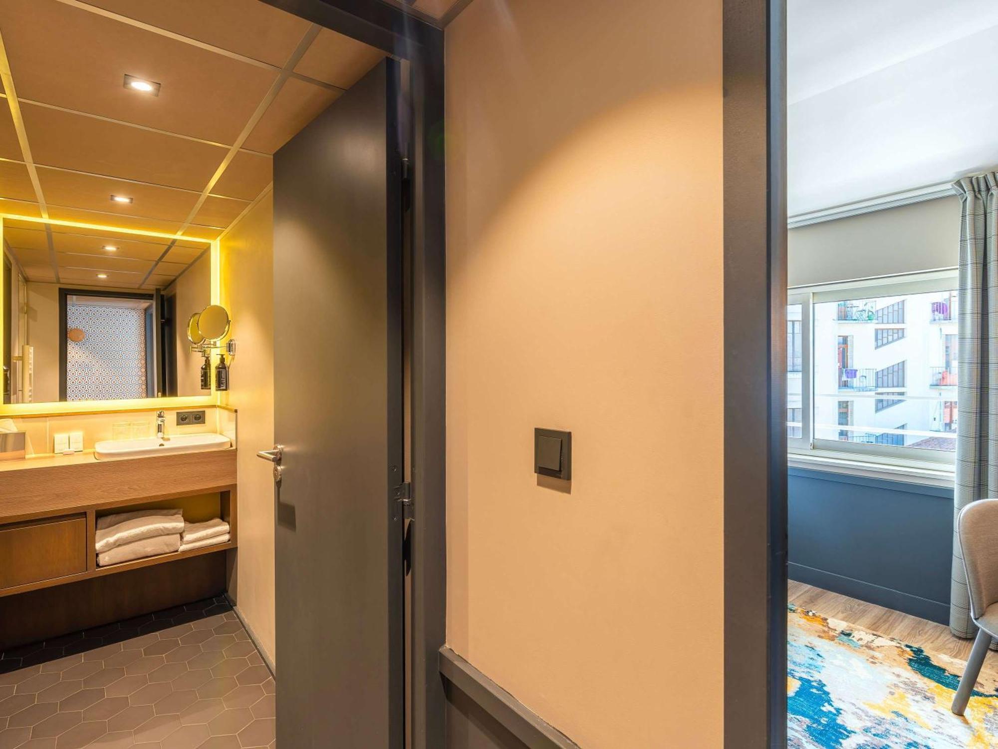 Le Splendid D'annecy - Handwritten Collection 4* Annecy